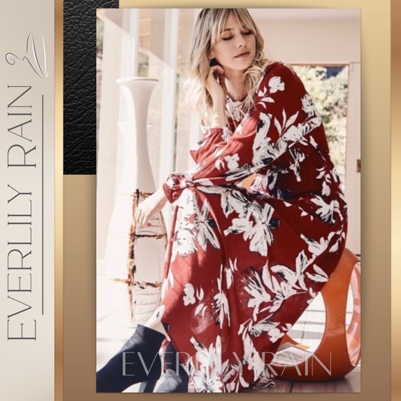 Gorgeous Red Floral Maxi Dress - Picture 2 of 11